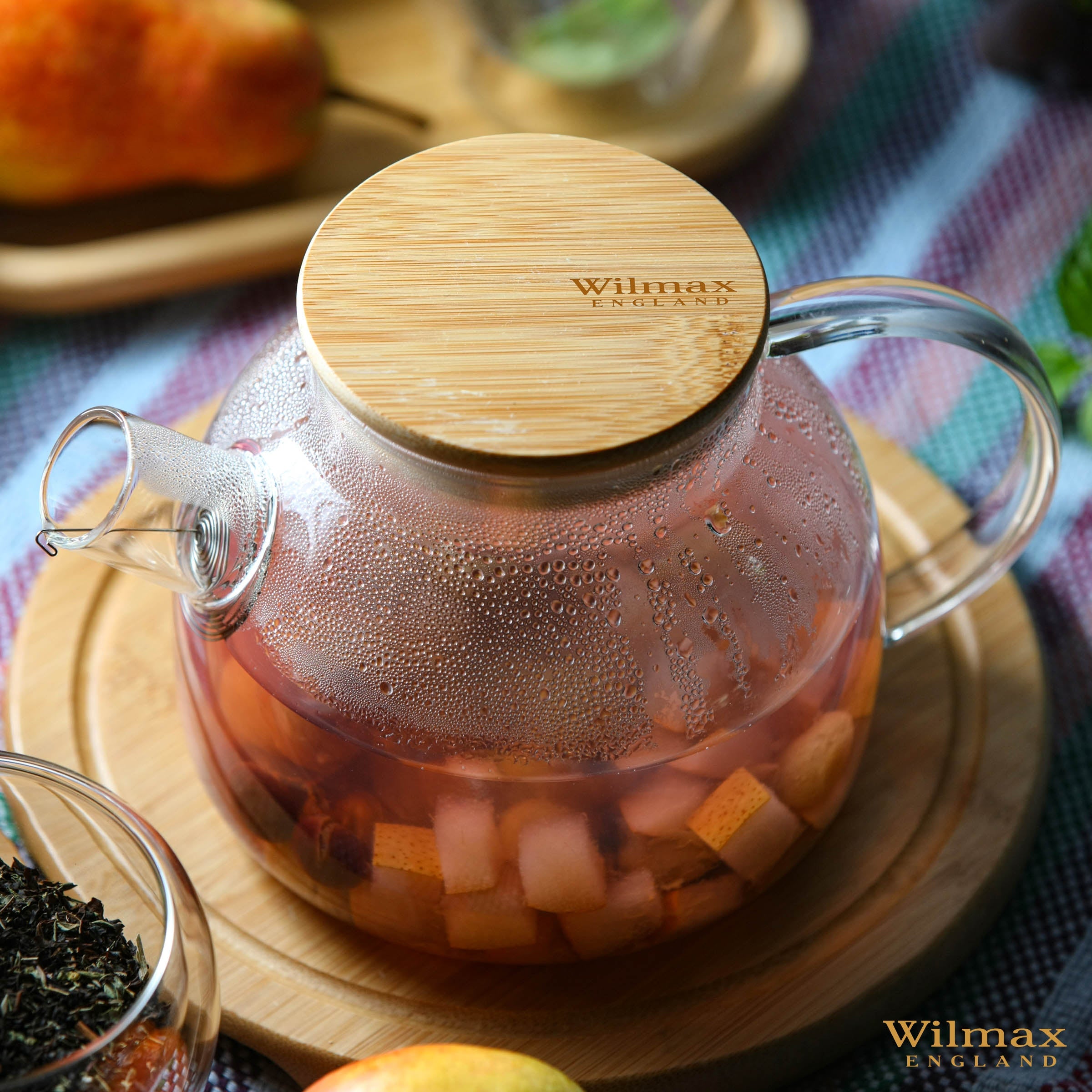 Thermo Glass Teapot 32 Fl Oz | High temperature and shock resistant by Wilmax Porcelain